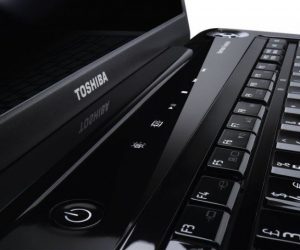 Toshiba PSAG8E Laptop