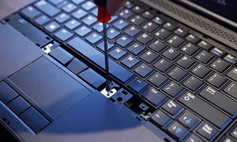 Toshiba Laptop Klavye Değişimi